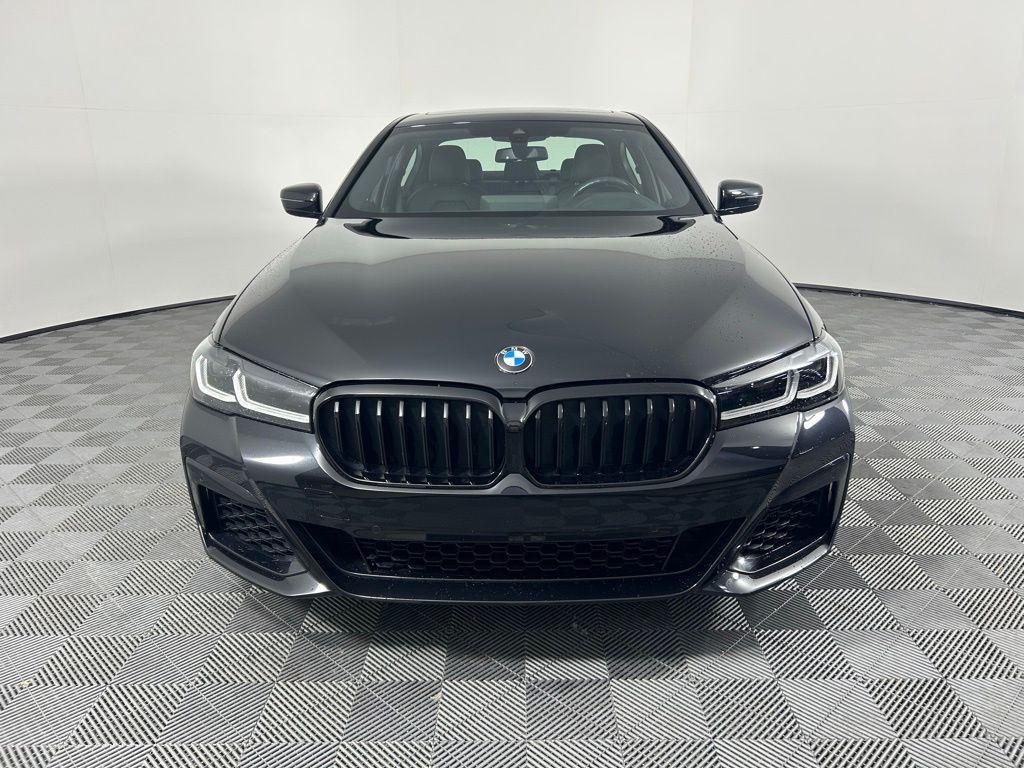 Thumbnail: 2023 BMW 5 Series - 2