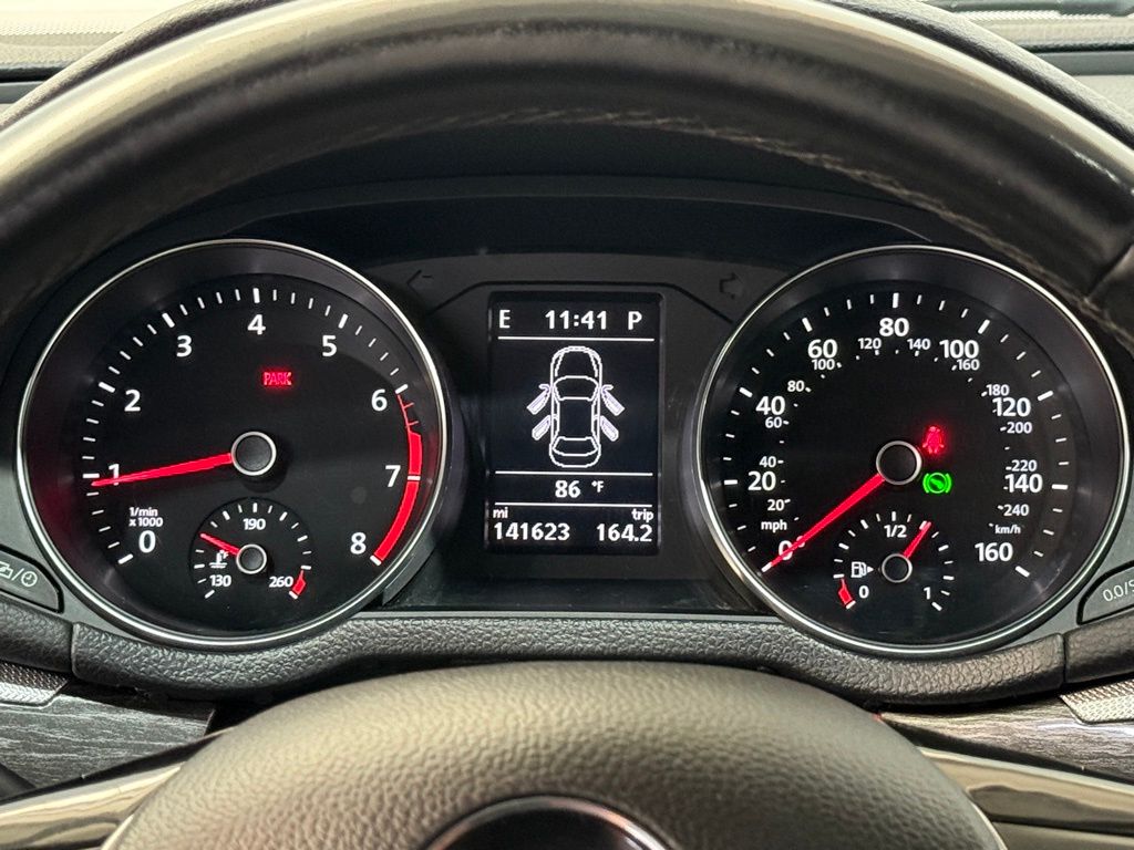 2017 Volkswagen Passat 1.8T SE