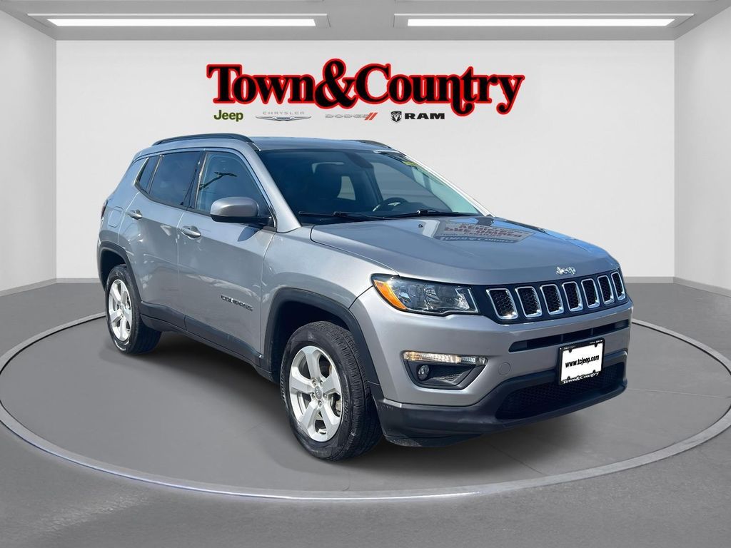 Billet Silver Metallic Clearcoat 2019 Jeep Compass SUV / Crossover Four-Wheel Drive 9-Speed Automatic