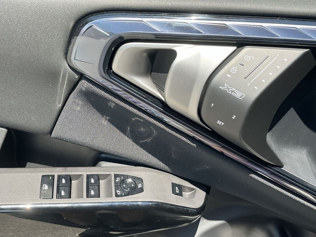 Thumbnail: 2026 BMW X3 - 13