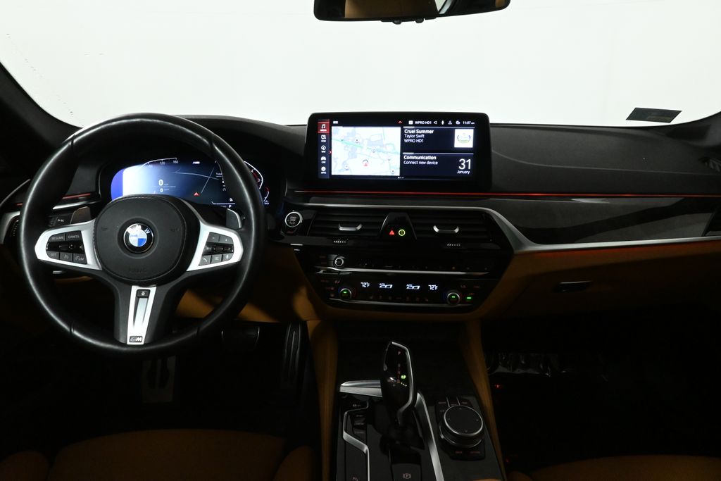 2022 BMW 5 Series 530i xDrive 16