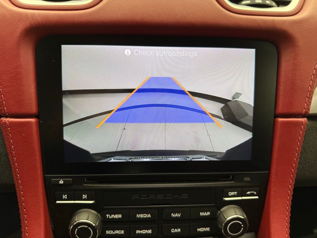 Thumbnail: 2022 Porsche  - 17