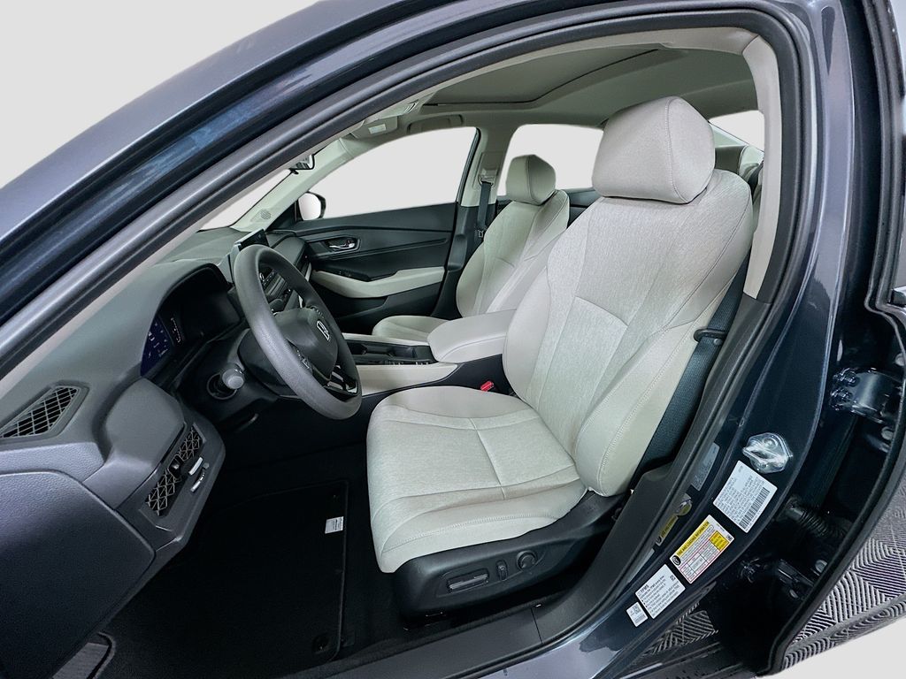 Thumbnail: 2025 Honda Accord - 15