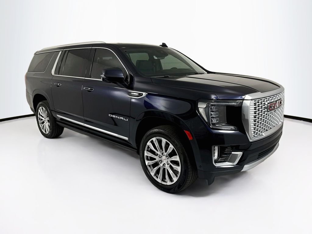 Thumbnail: 2023 GMC Yukon XL - 3