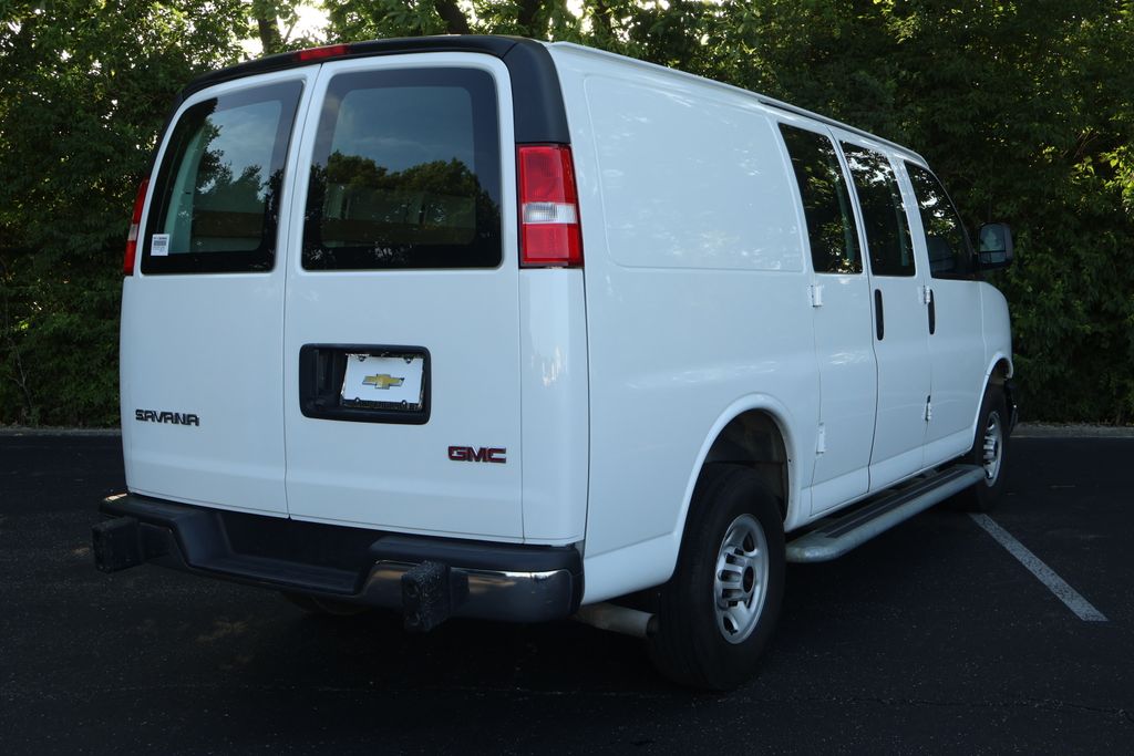 Thumbnail: 2023 GMC Savana - 8