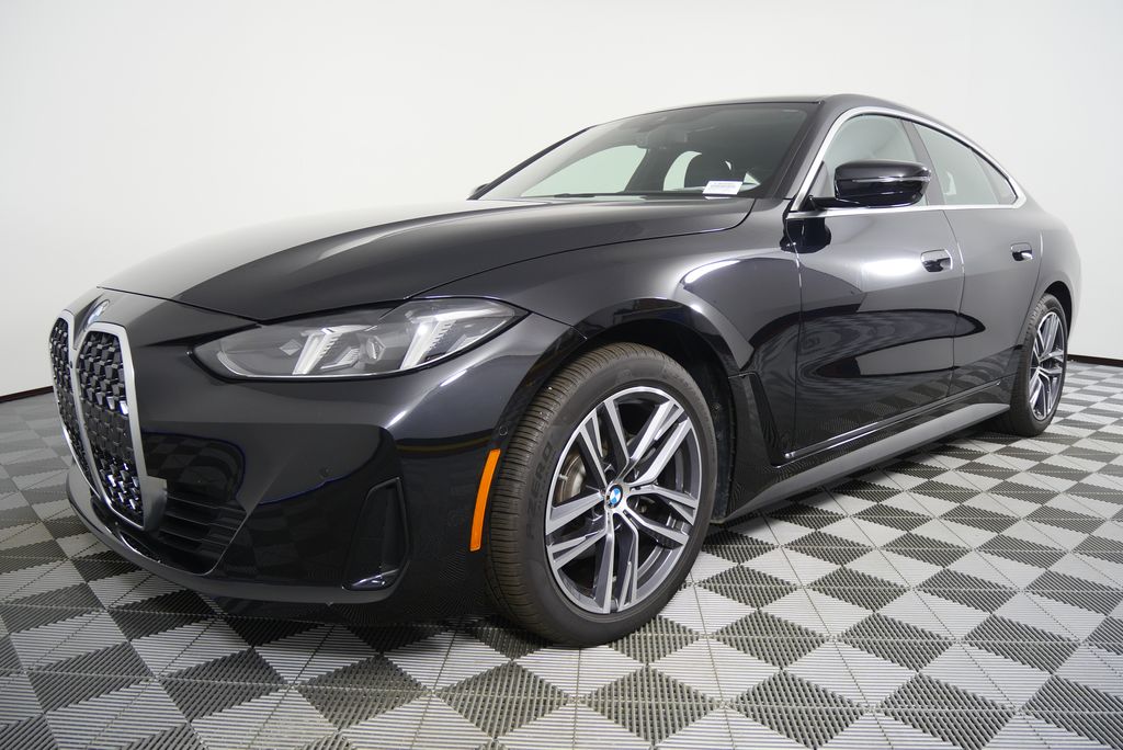 Thumbnail: 2025 BMW 4 Series - 8