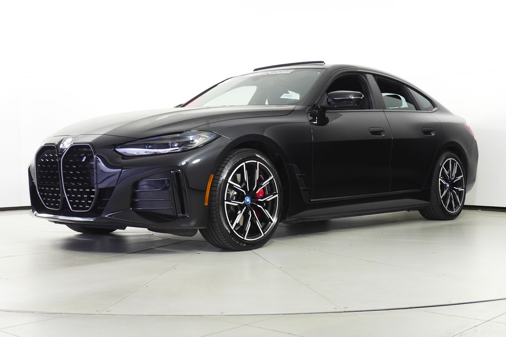 Thumbnail: 2023 BMW i4 - 2