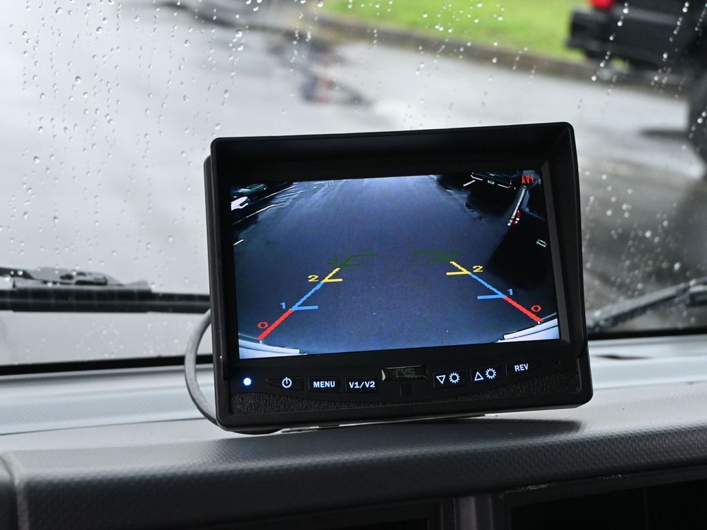 2016 Isuzu DSL REG AT 