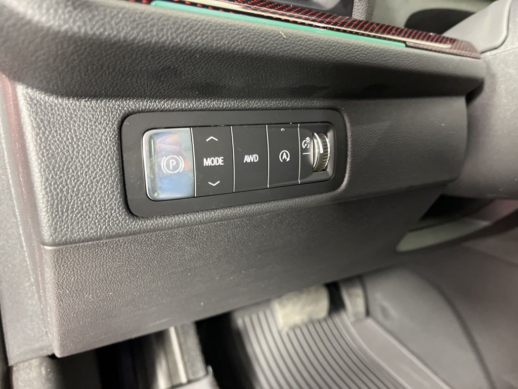 Thumbnail: 2026 Chevrolet Traverse - 30