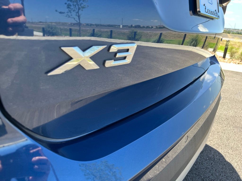 Thumbnail: 2022 BMW X3 - 8