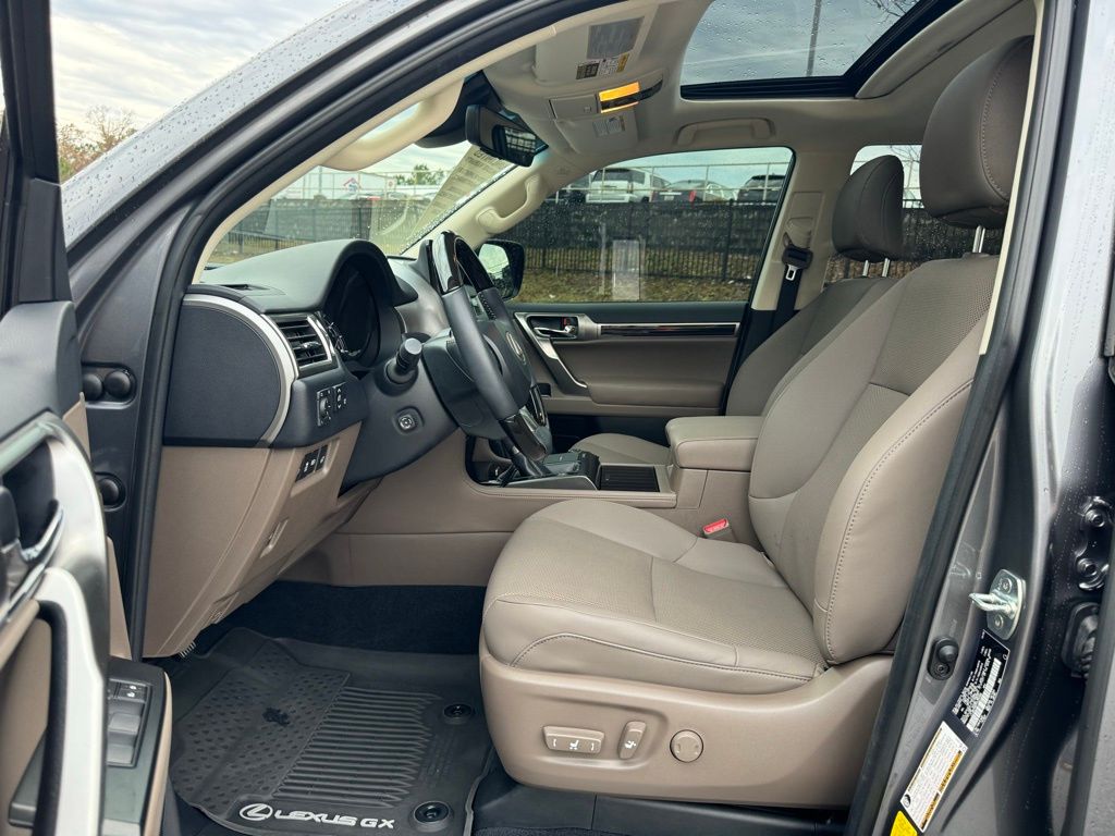 2023 Lexus GX 460 26