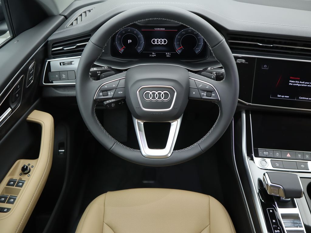 2025 Audi Q8  10