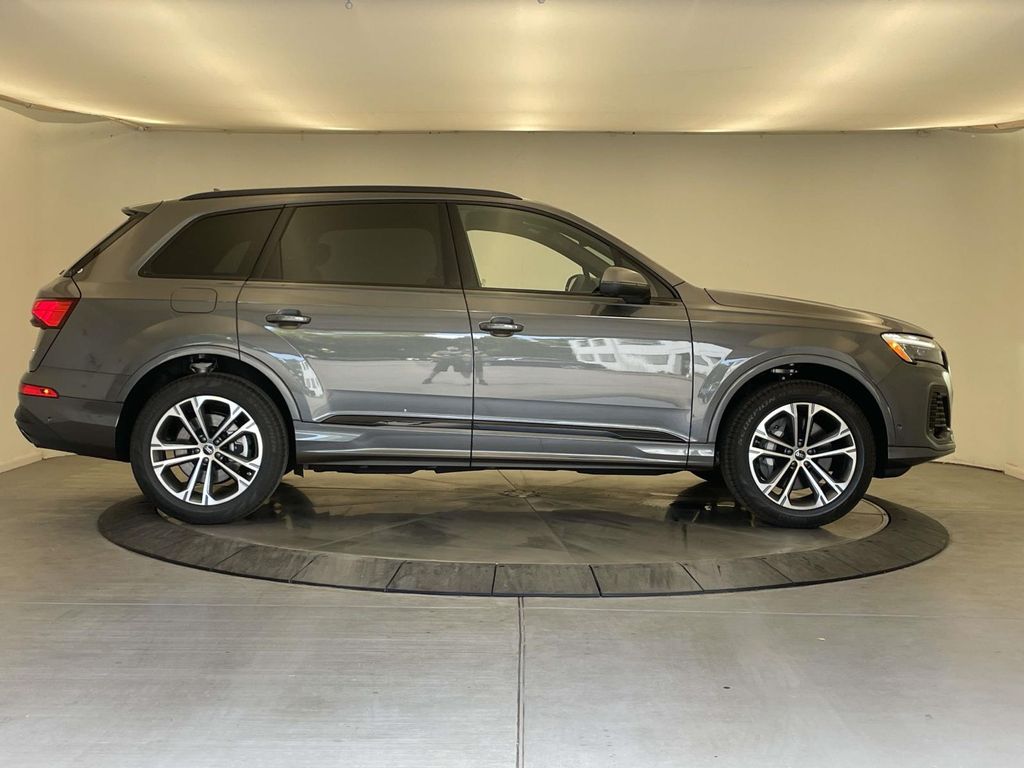 2026 Audi Q7 45 Premium Gray at Audi Porsche Sewickley
