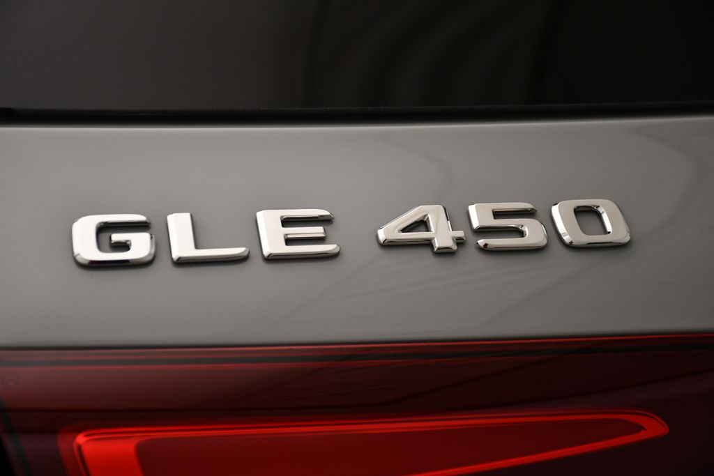 Thumbnail: 2026 Mercedes-Benz GLE - 9