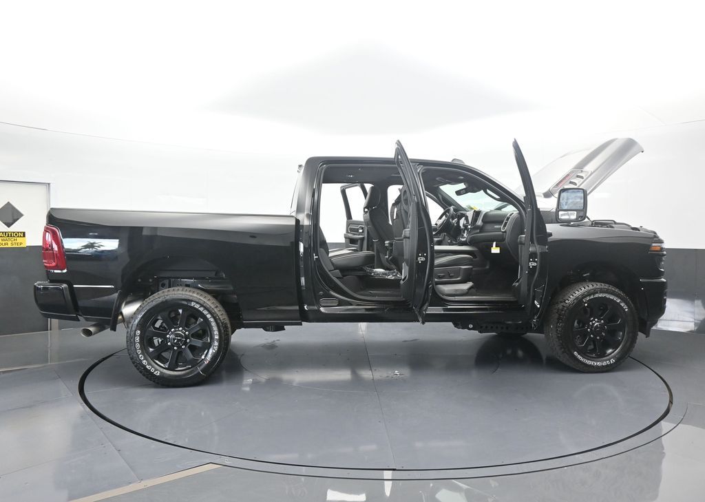 New 2026 Diamond Black Crystal Pearlcoat Ram Laramie image 70