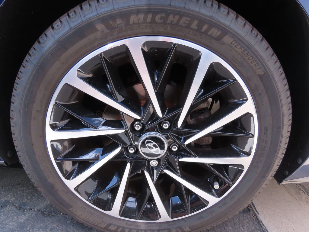 Thumbnail: 2020 Hyundai Sonata - 16