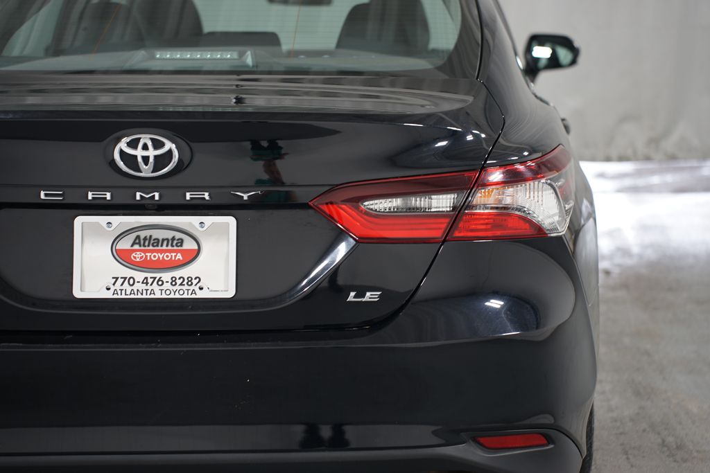 2021 Toyota Camry LE 10