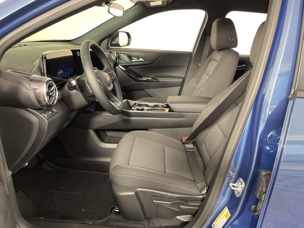 Thumbnail: 2026 Chevrolet Equinox - 19