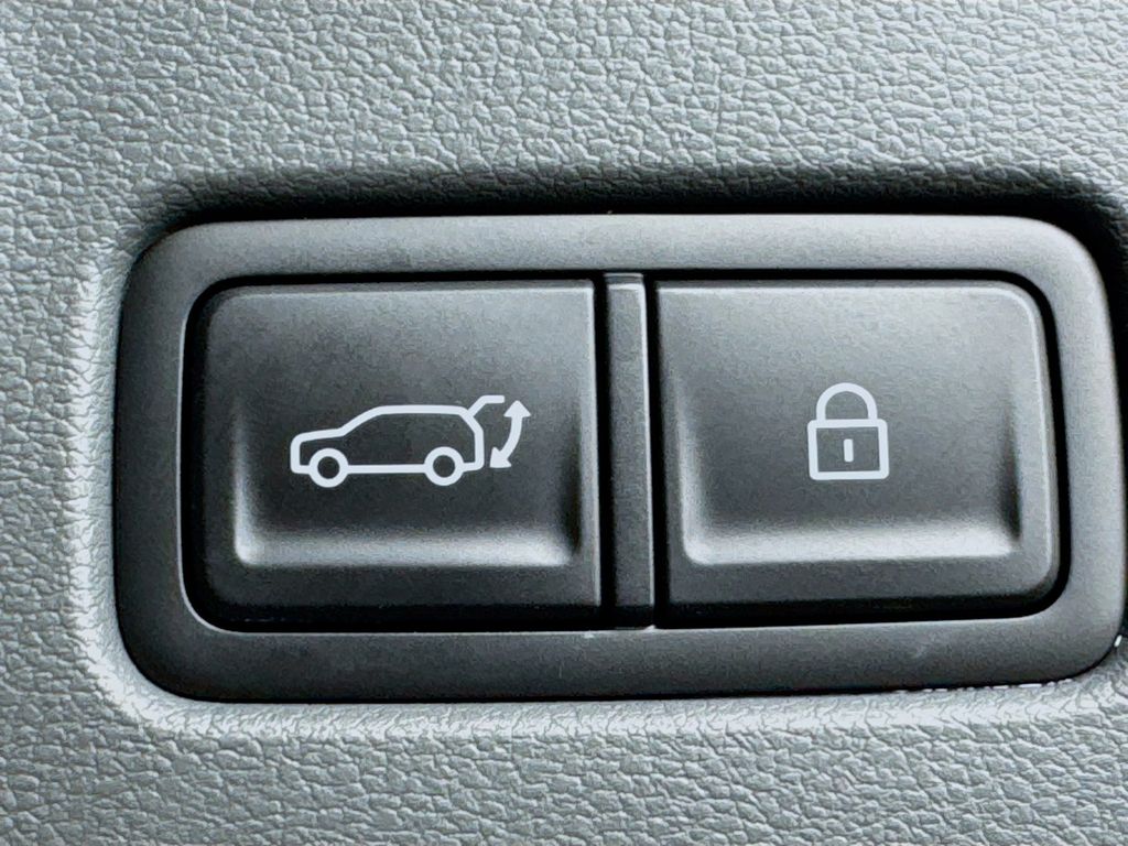 Used Car 2025 Hyundai Santa Fe  Calligraphy For Sale Under $40,000 In Austin, Texas