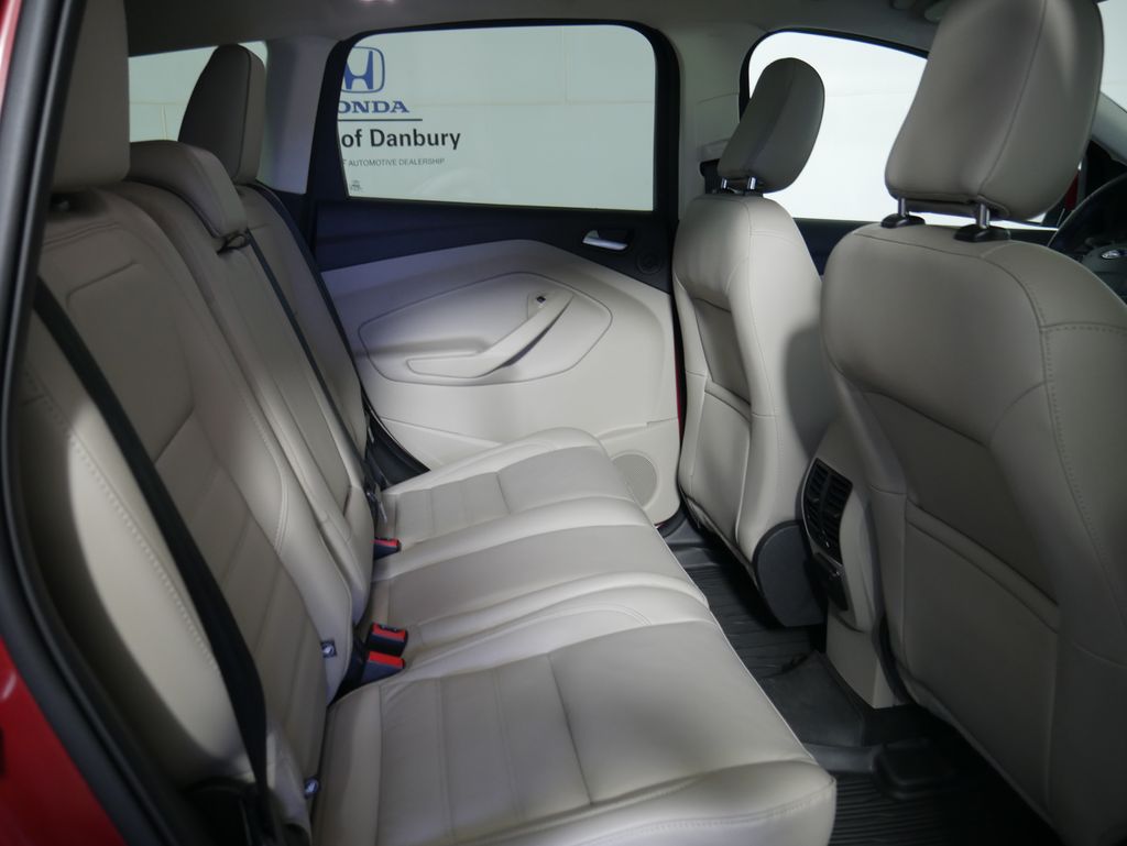 Thumbnail: 2019 Ford Escape - 8