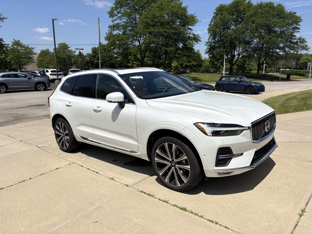 /2023 Volvo XC60