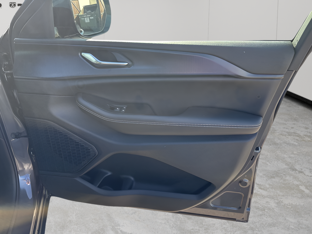 New Car 2025 Jeep Grand Cherokee  For Sale Under $50,000 In Austin, Texas