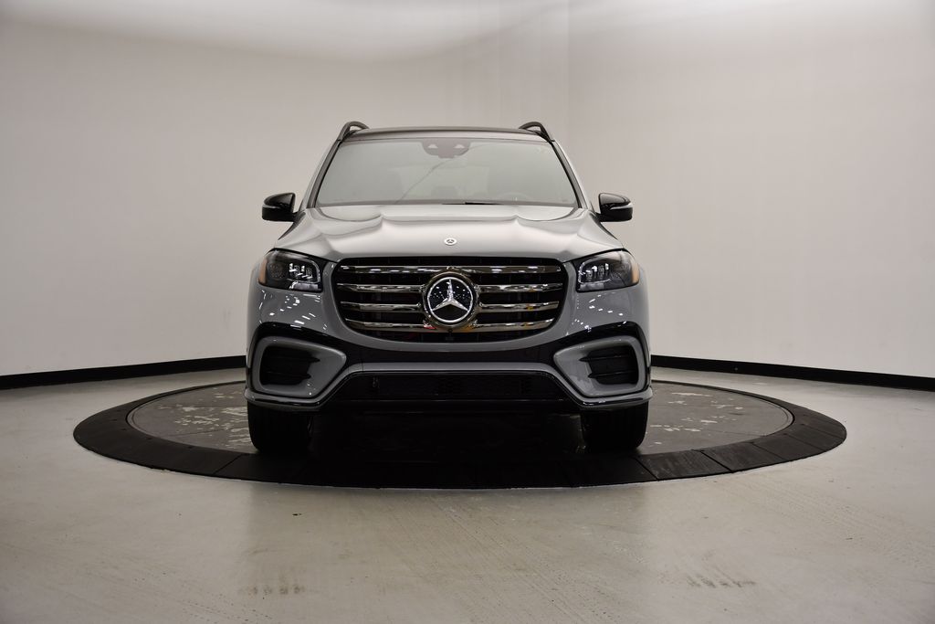 2025 Mercedes-Benz GLS 450 4MATIC 8