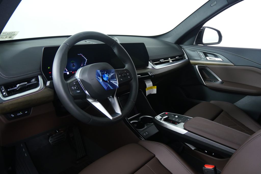 Thumbnail: 2025 BMW X1 - 13