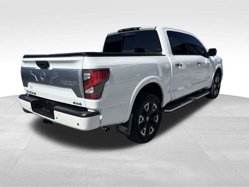 2021 Nissan Titan Platinum Reserve 5