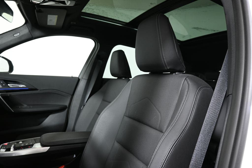 Thumbnail: 2023 BMW X1 - 4