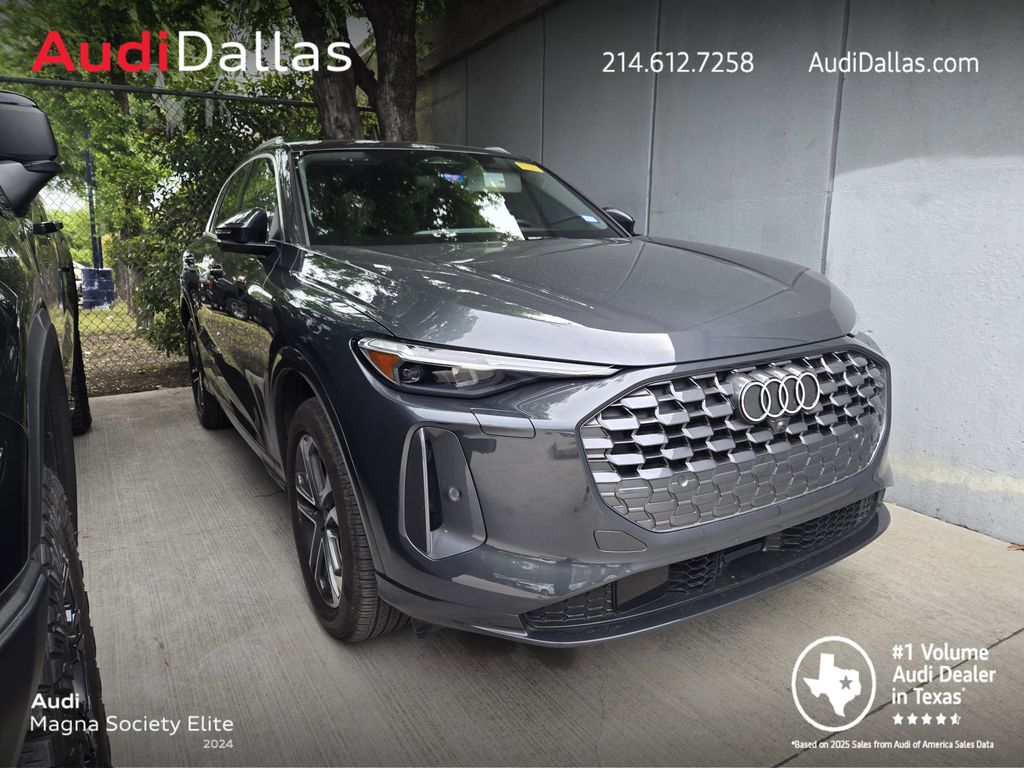 Tambora Gray Metallic 2025 Audi Q5 quattro Premium Plus 40 TFSI SUV / Crossover All-Wheel Drive 7-Speed Automatic