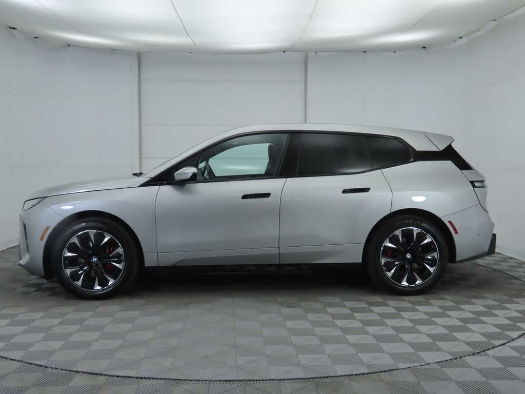 Thumbnail: 2026 BMW iX - 8