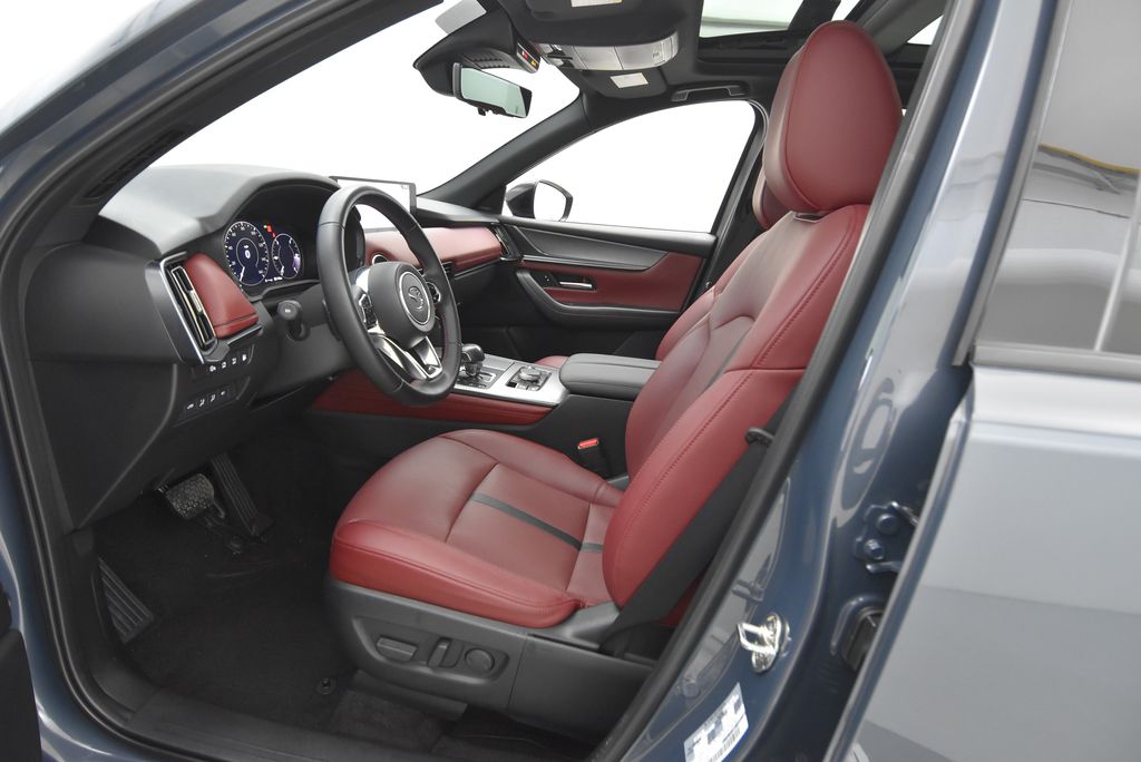 2025 Mazda CX-70 PHEV Premium Plus photo