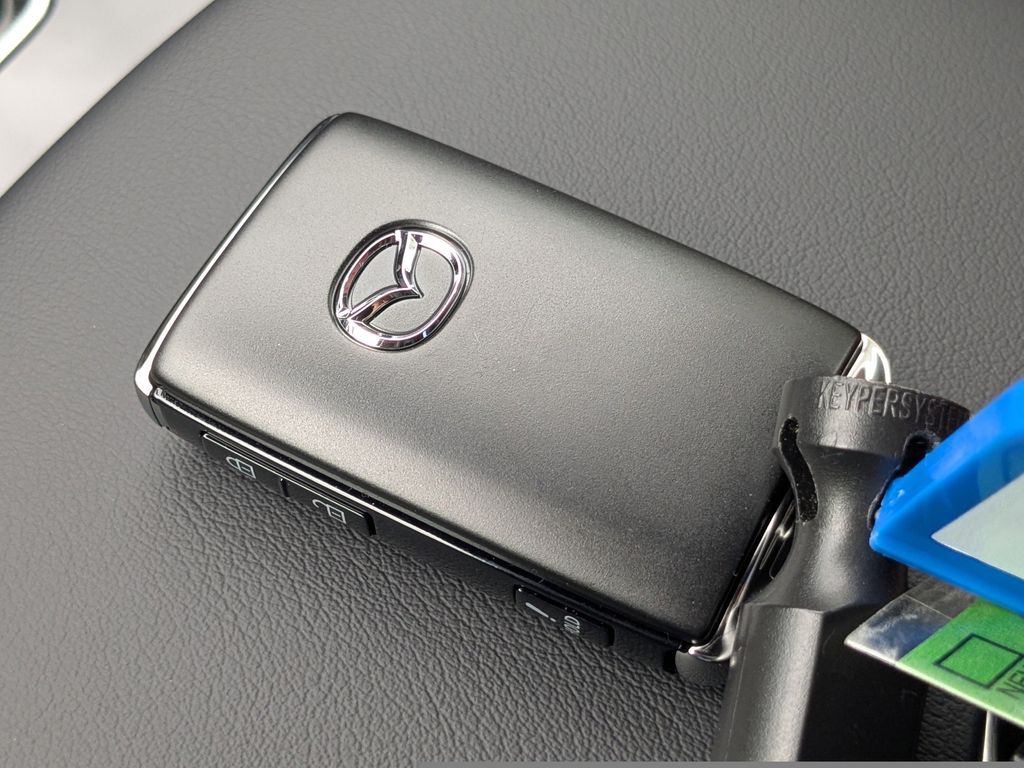 2026 Mazda Mazda3 Hatchback 2.5 S Carbon Edition