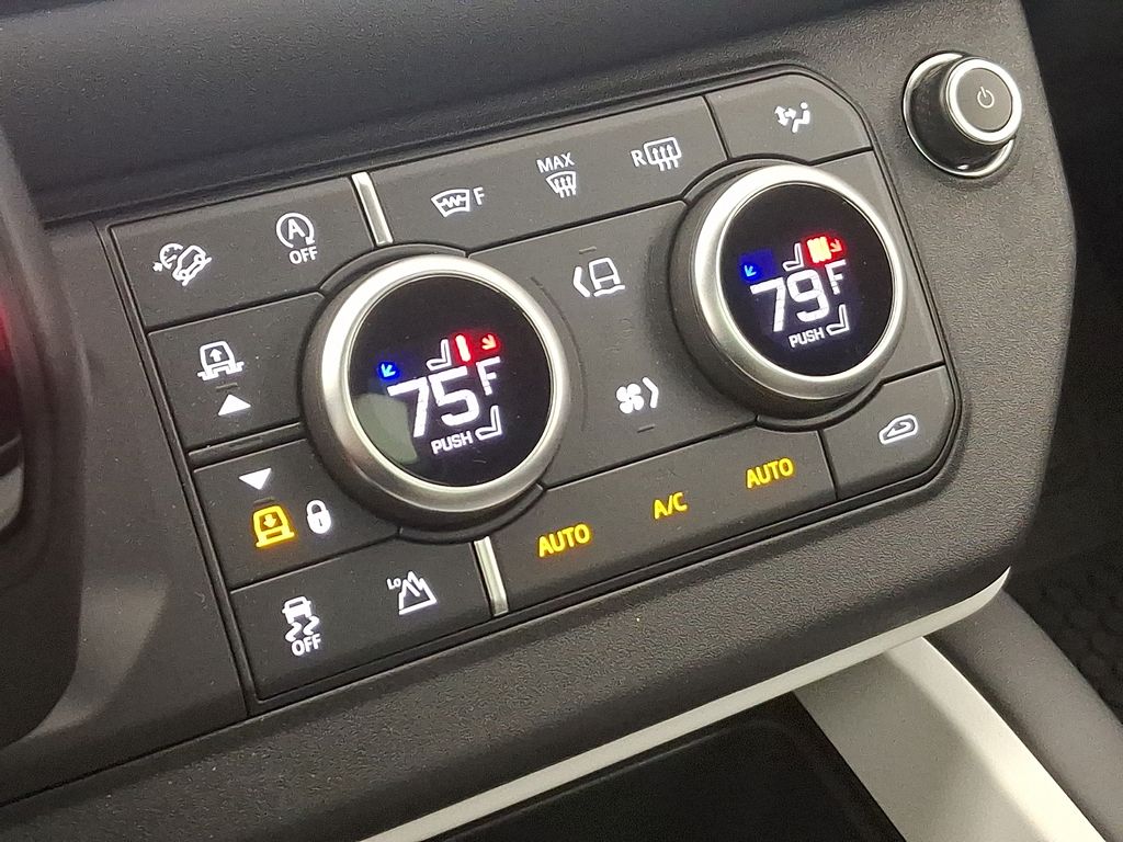 Thumbnail: 2025 Land Rover Defender - 16