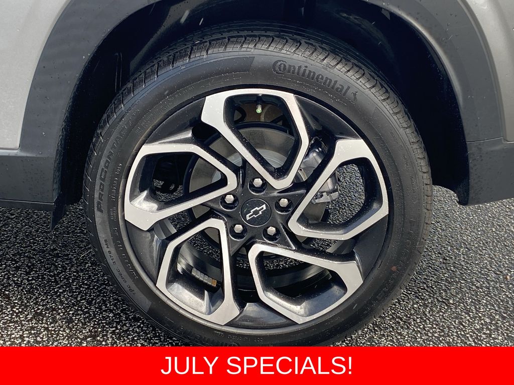 Used 2024 Chevrolet Trax SUV