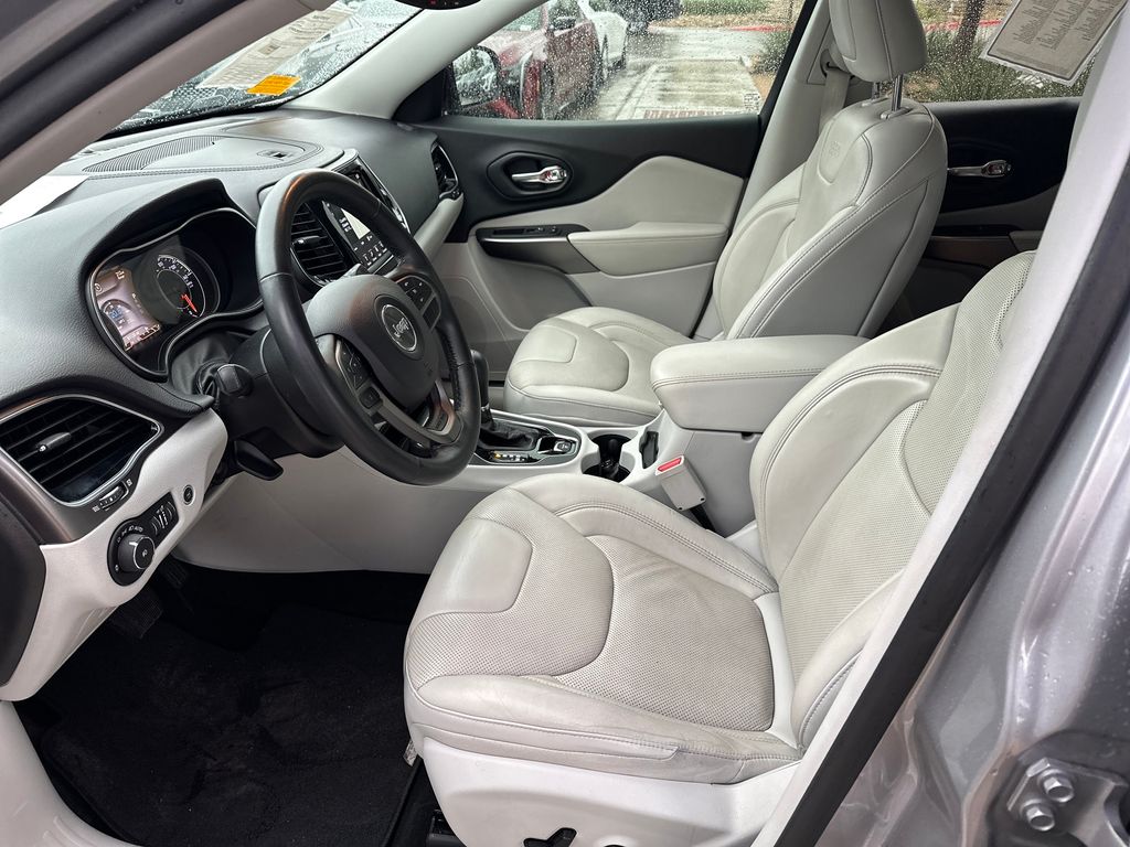 Used Car 2019 Jeep Cherokee  Limited For Sale Under $20,000 In Austin, Texas