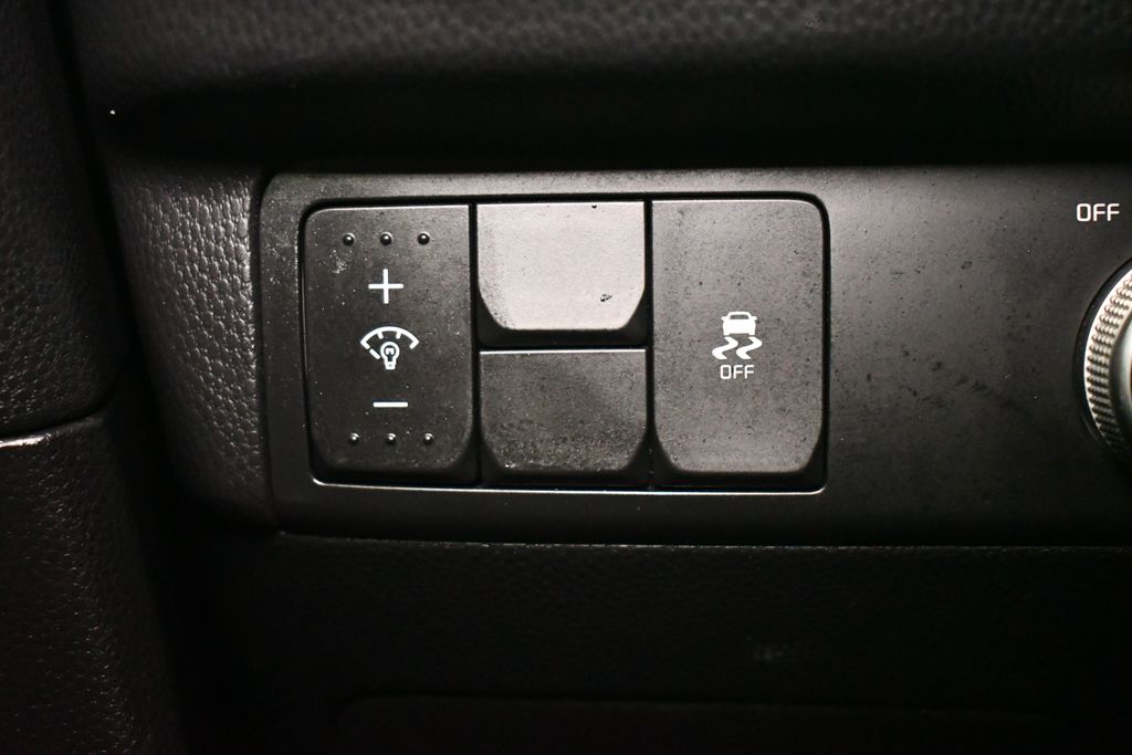 Thumbnail: 2014 Kia Soul - 21