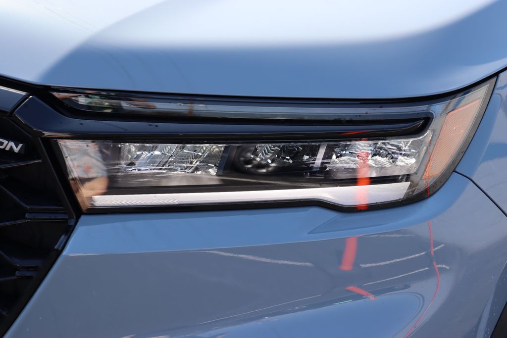 2025 Honda Pilot Black Edition 9