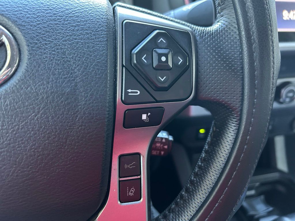 Thumbnail: 2020 Toyota Tacoma - 19