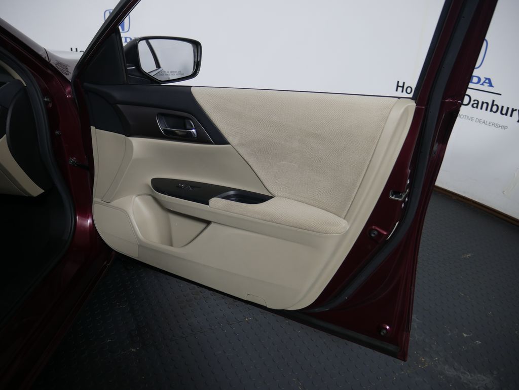 Thumbnail: 2013 Honda Accord - 5