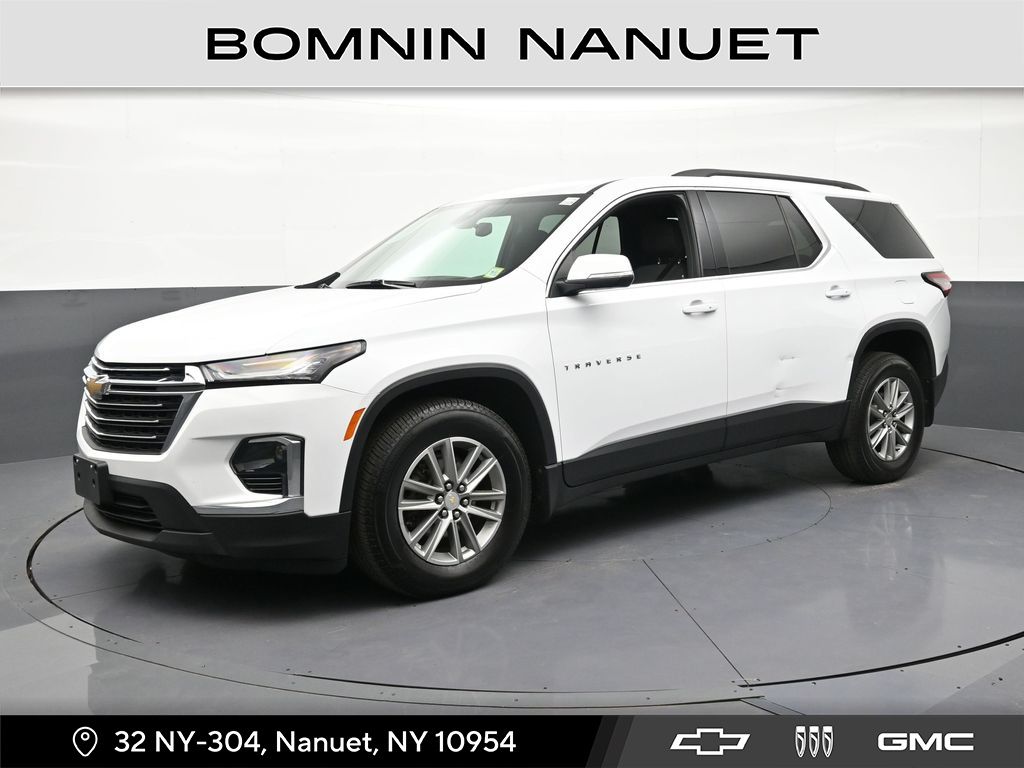 Summit White 2023 Chevrolet Traverse SUV / Crossover Four-Wheel Drive 9-Speed Automatic
