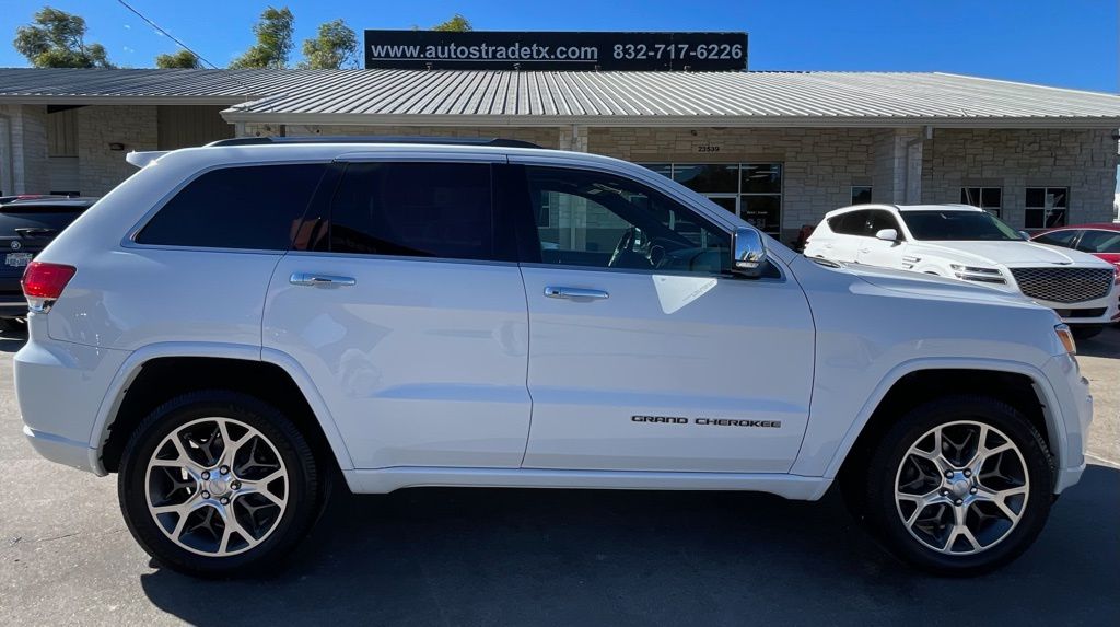 2019 Jeep Grand Cherokee Overland - 6