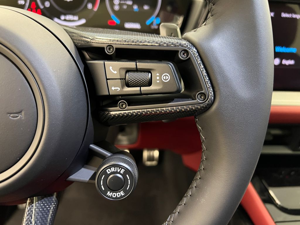 Thumbnail: 2026 Porsche Cayenne - 21