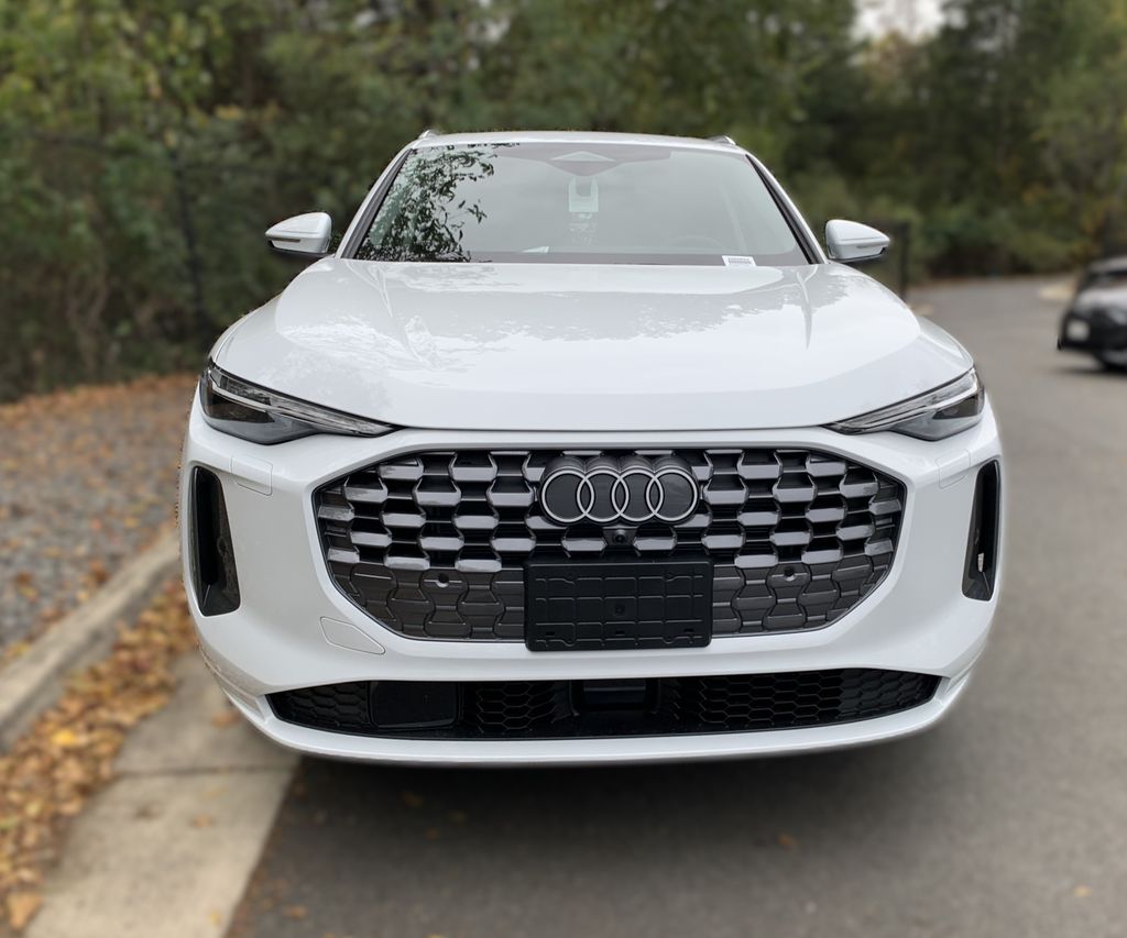 Thumbnail: 2025 Audi Q5 - 2