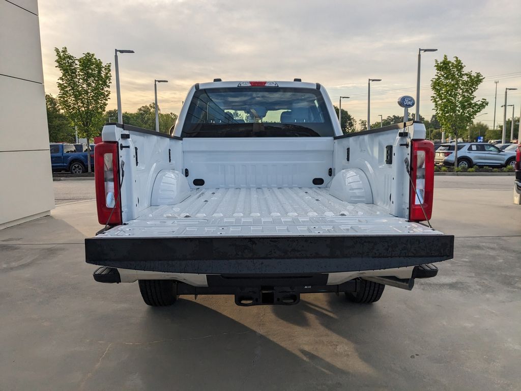 2025 Ford F-250 Super Duty XL