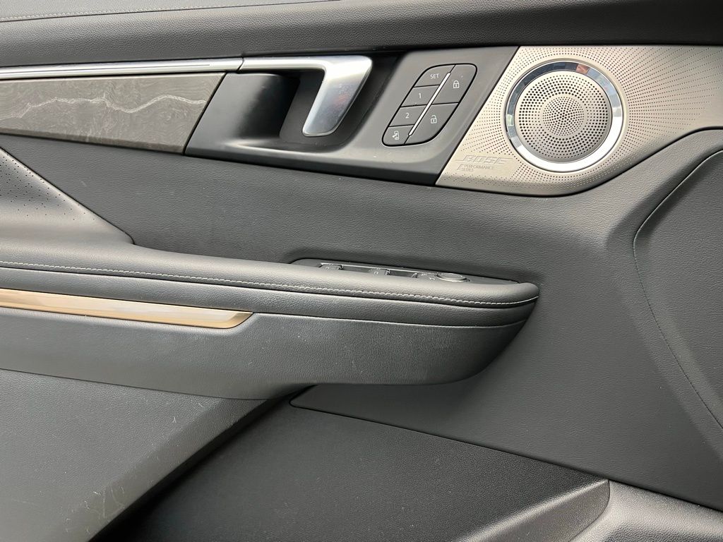 Thumbnail: 2025 Buick Enclave - 22