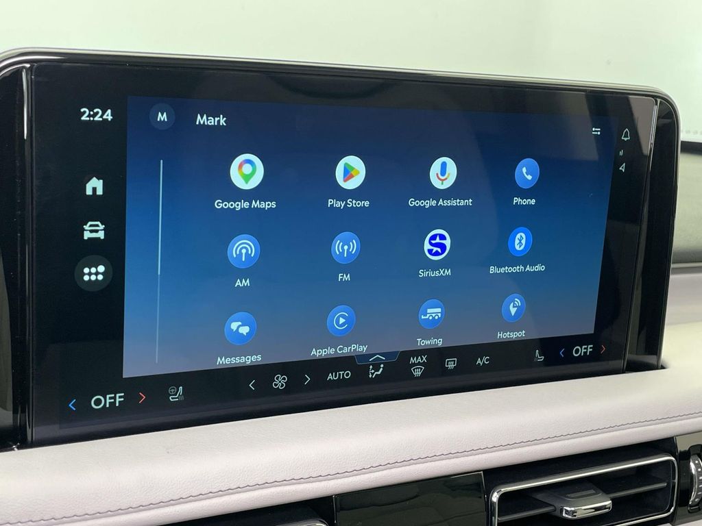 2026 Lincoln Aviator Reserve White at Phil Fitts Ford