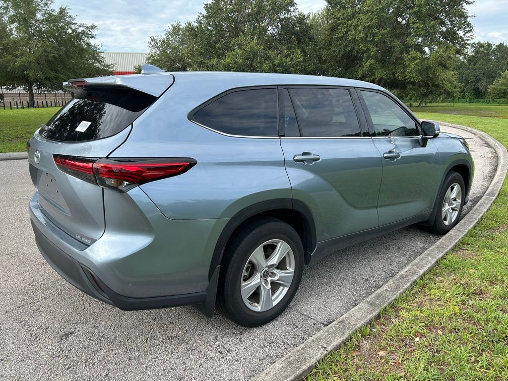 Thumbnail: 2020 Toyota Highlander - 5