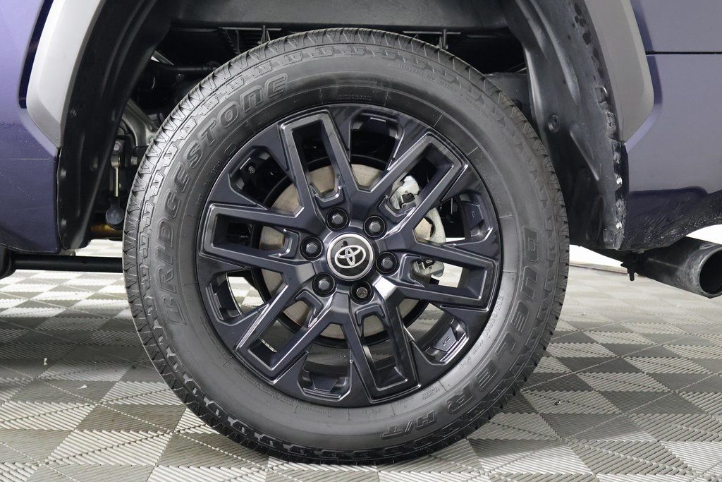 Thumbnail: 2025 Toyota Tundra - 16